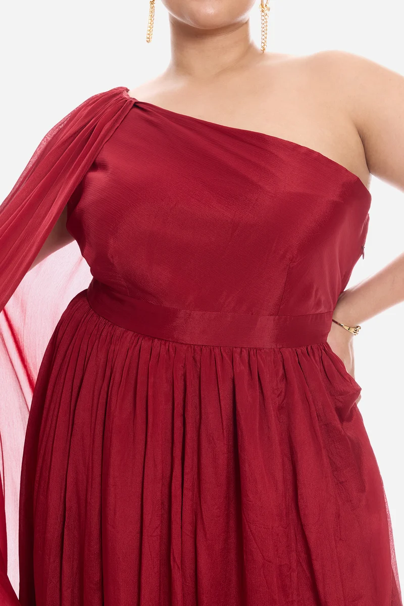 Vinen|Viscose Asymmetric One Shoulder Gown