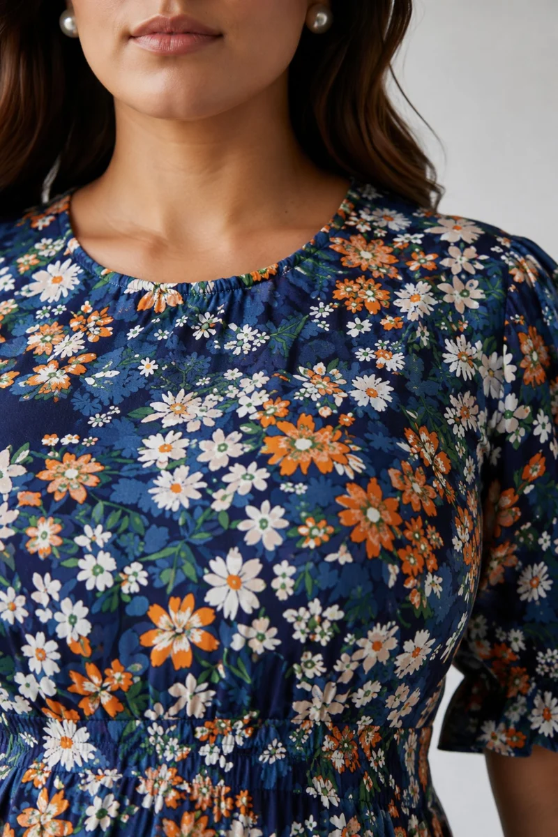 Elria|100% Viscose Printed High Neck Midi Dress