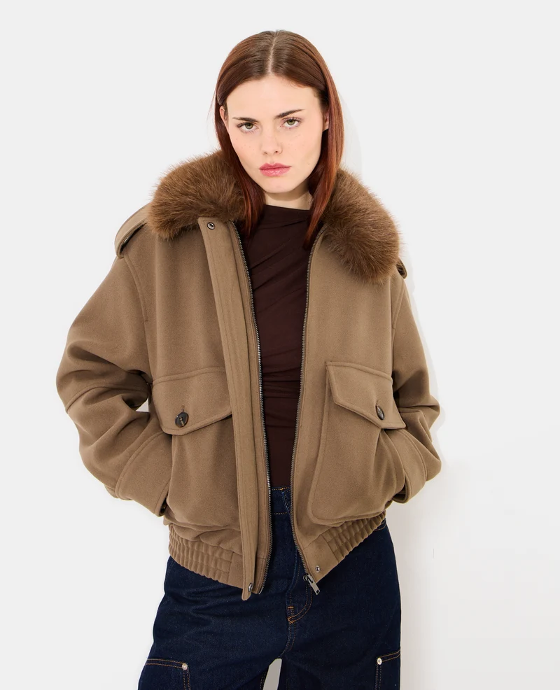 Blouson effet drap de laine col fausse fourrure