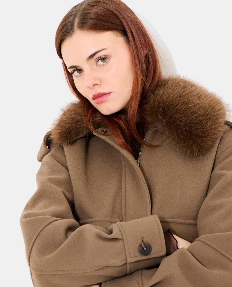 Blouson effet drap de laine col fausse fourrure