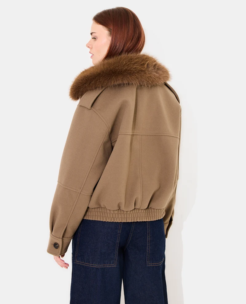 Blouson effet drap de laine col fausse fourrure