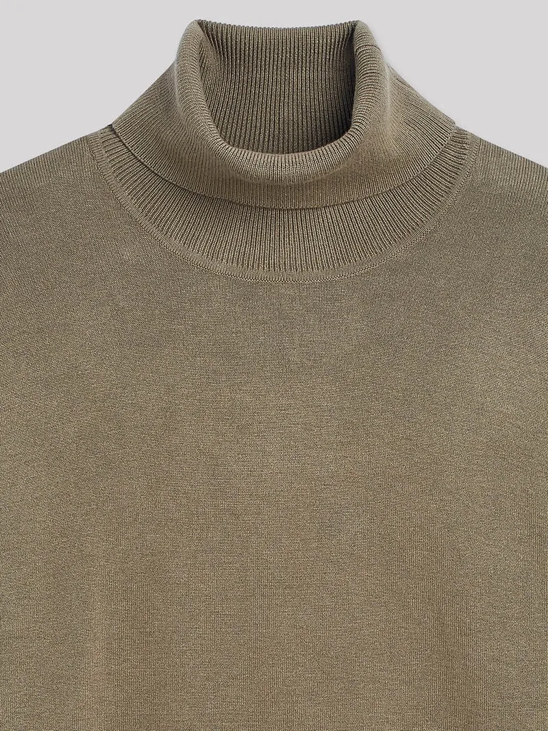 Pull col roulé en viscose certifiée
