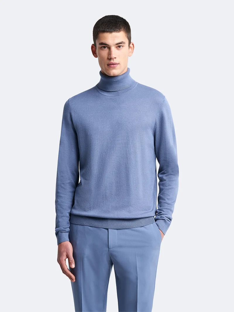 Pull col roulé en viscose certifiée