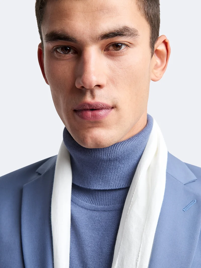 Pull col roulé en viscose certifiée