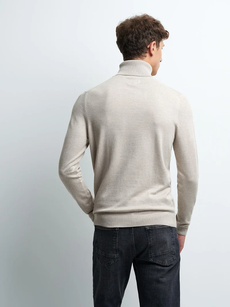 Pull col roulé en viscose certifiée
