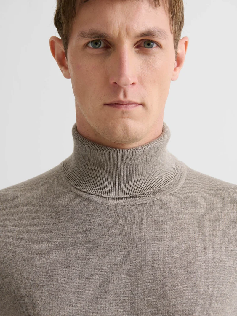Pull col roulé en jersey