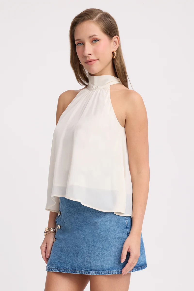 Jisoo|100% Viscose Halter Neck Tie-Up Flowy Top