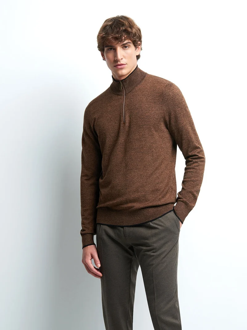 Pull col cheminée zippé