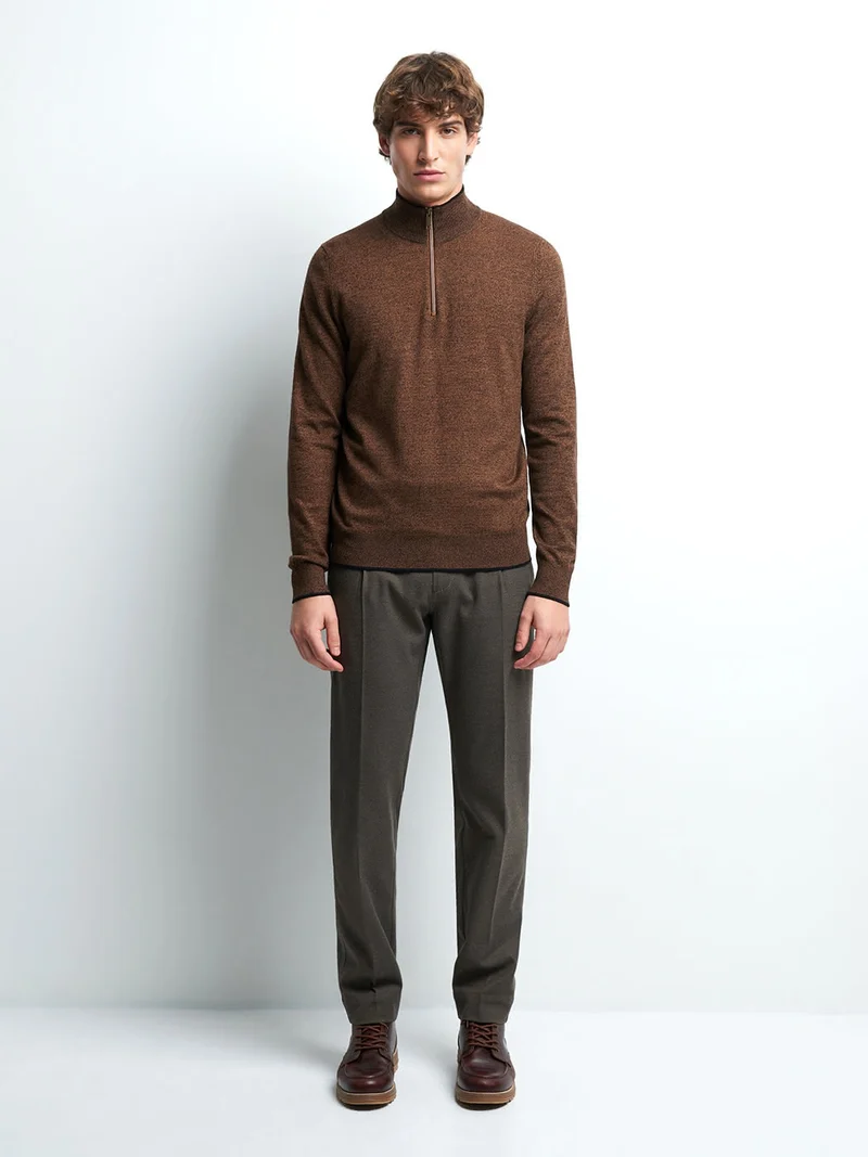 Pull col cheminée zippé