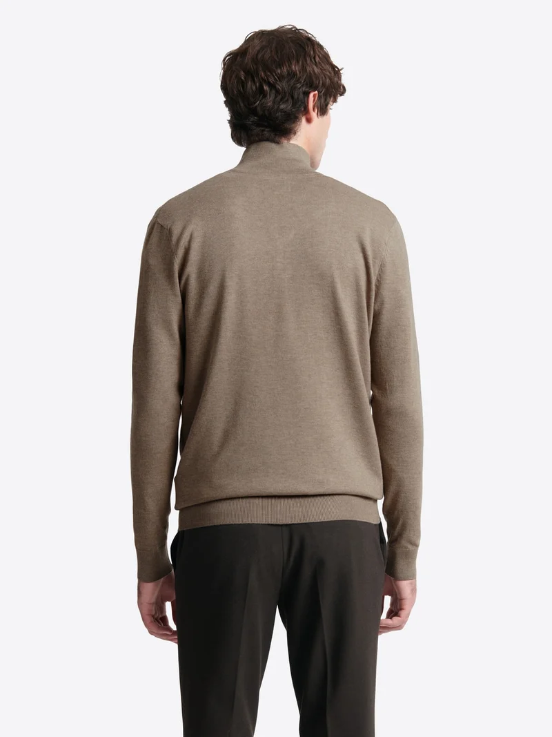 Pull à col cheminée en viscose certifiée