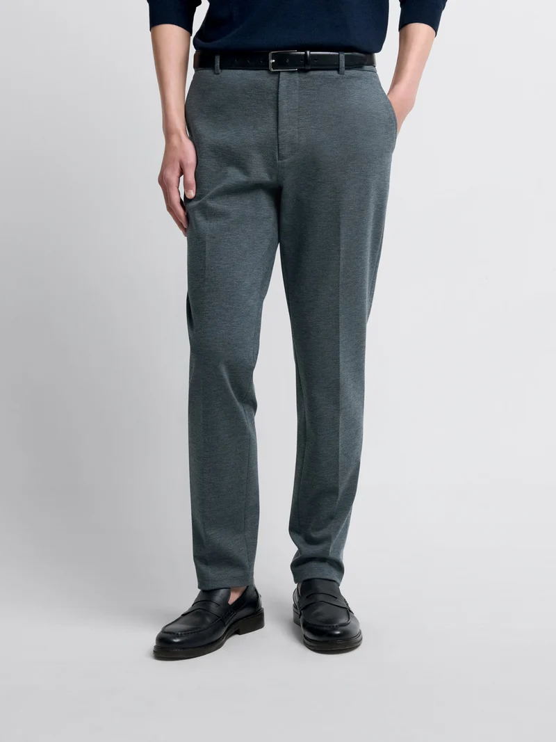 Chino à pinces taille semi-élastiquée