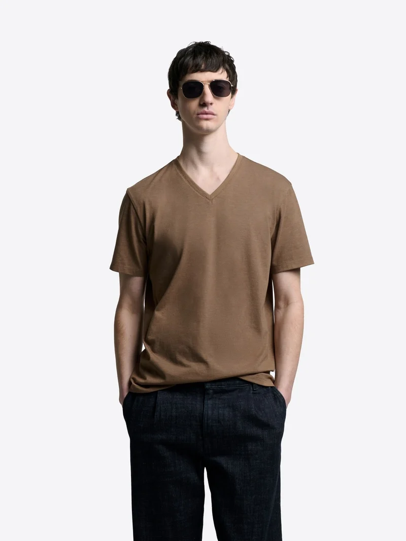 T-shirt col V mélange coton Supima®