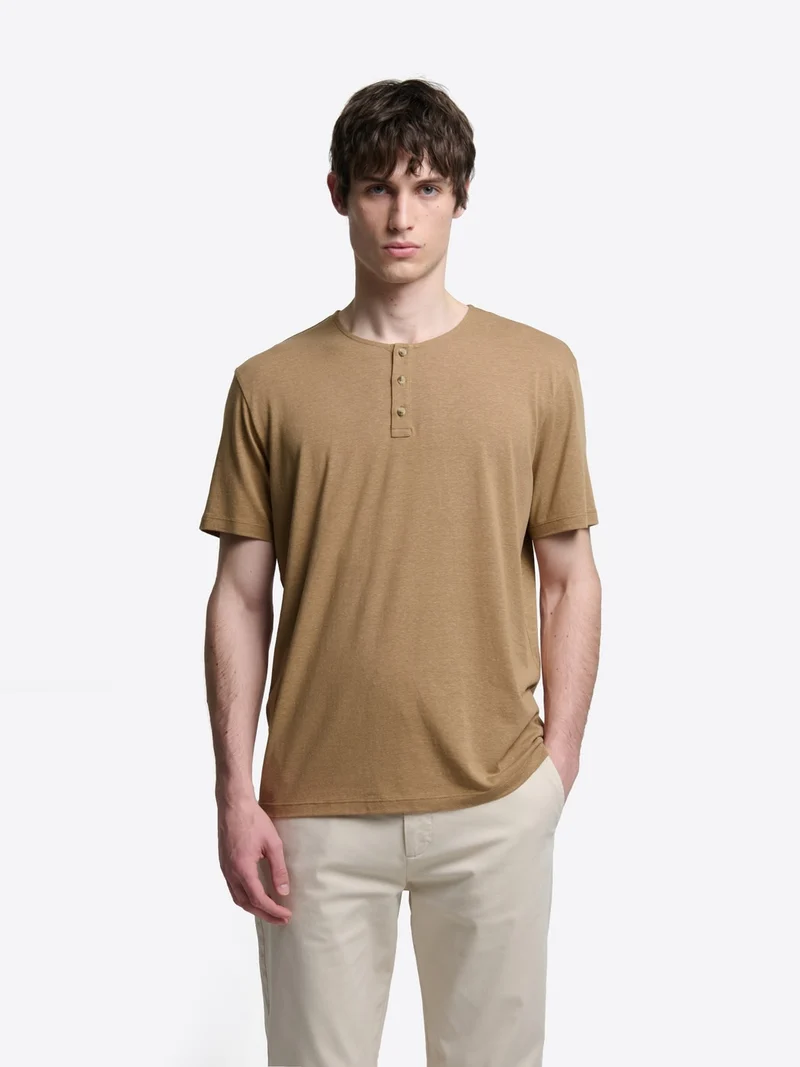 T-shirt col tunisien en lyocell