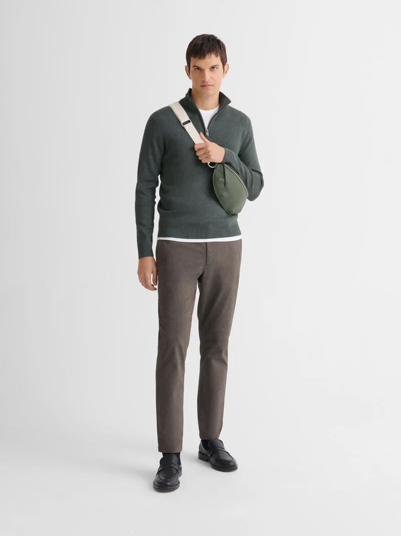 Pull col cheminée zippé