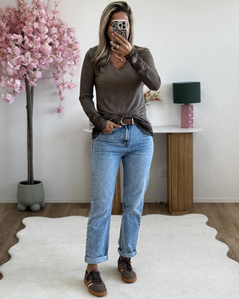 Sous pull dentelle chocolat