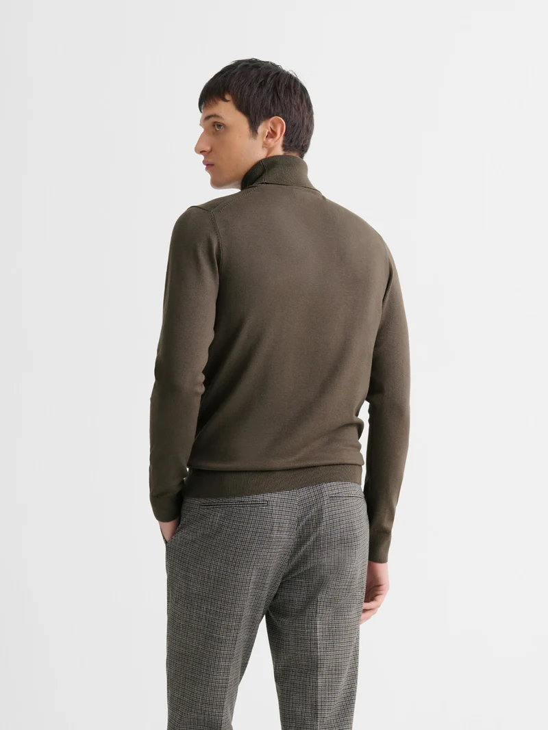 Pull col roulé en jersey