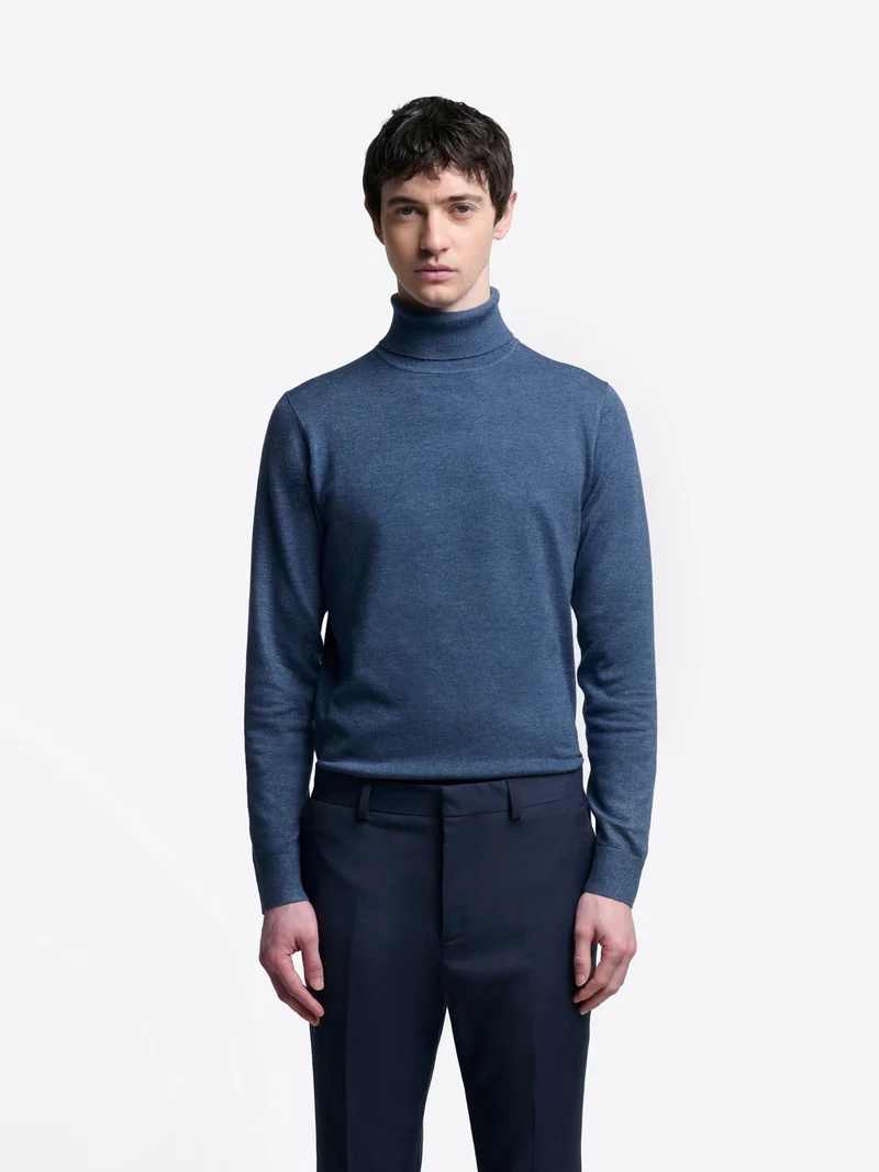 Pull col roulé en viscose certifiée