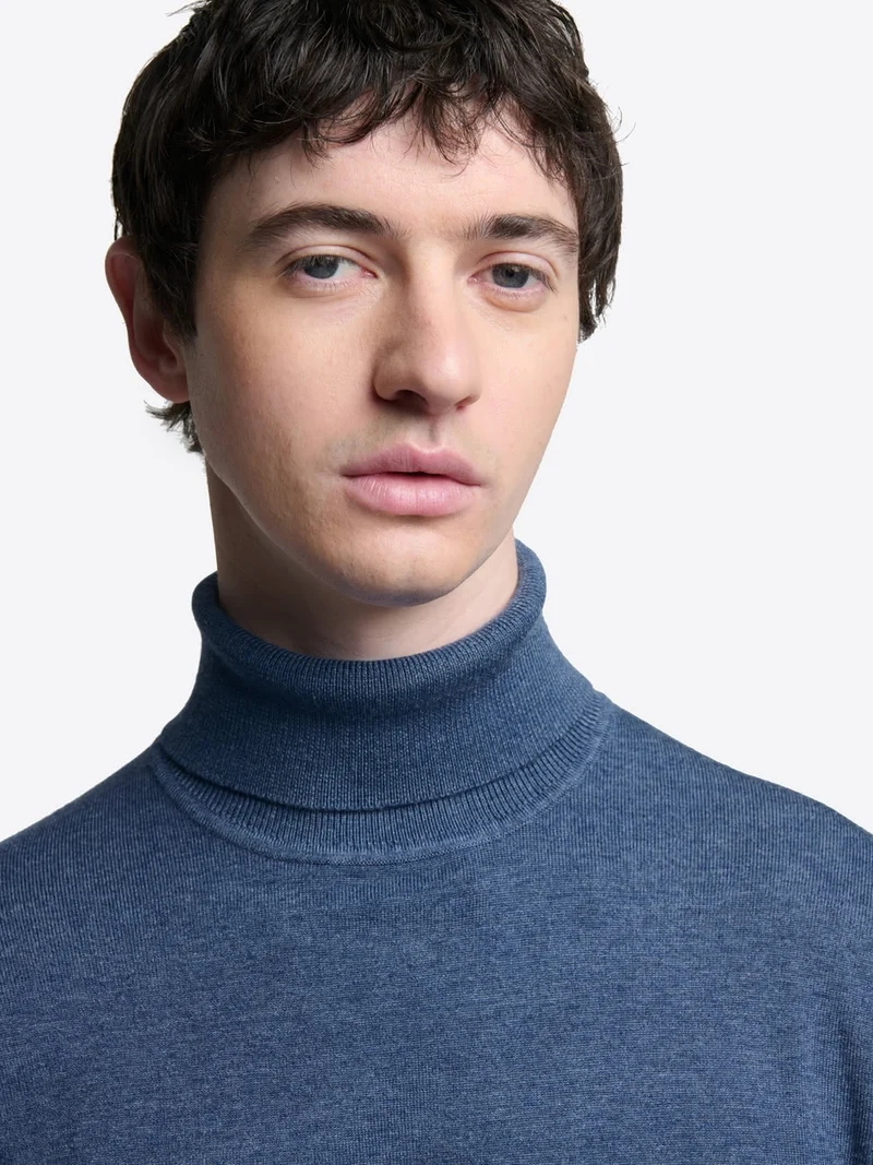 Pull col roulé en viscose certifiée