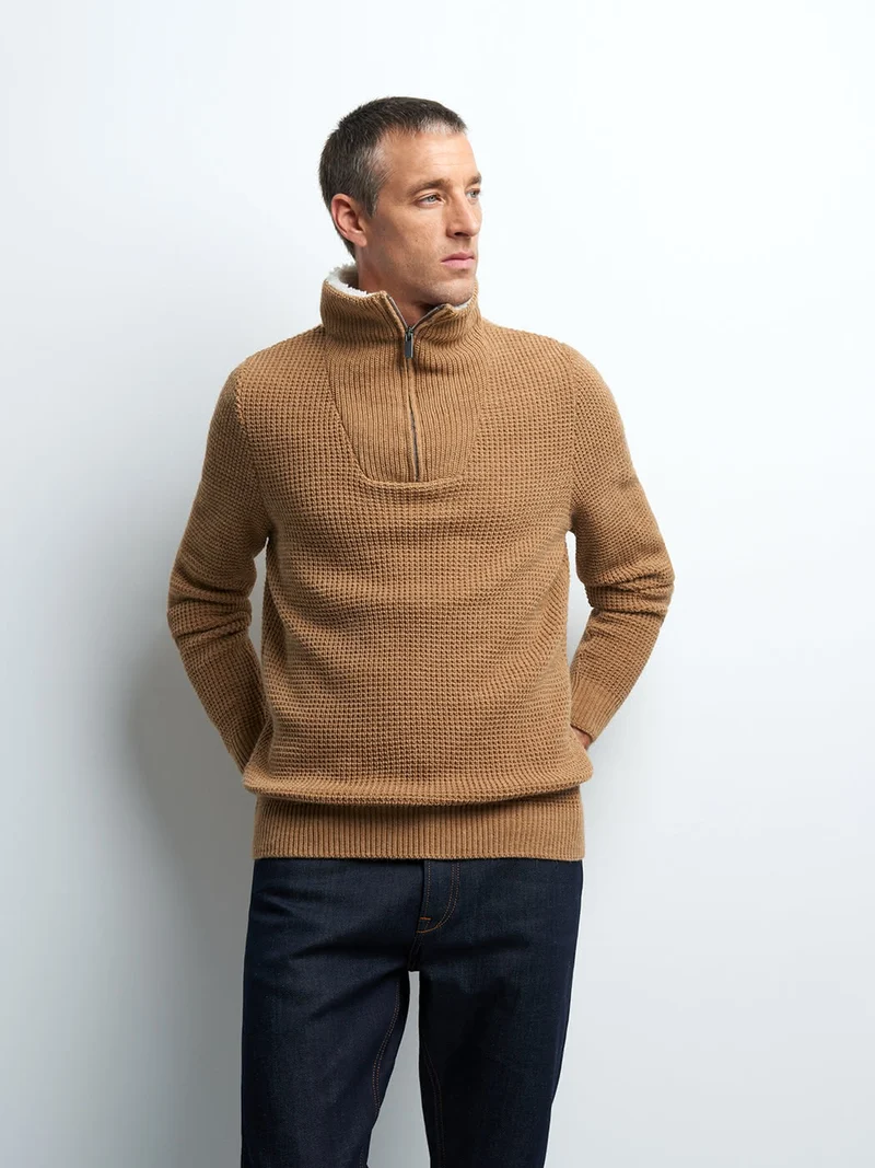 Pull col montant zippé