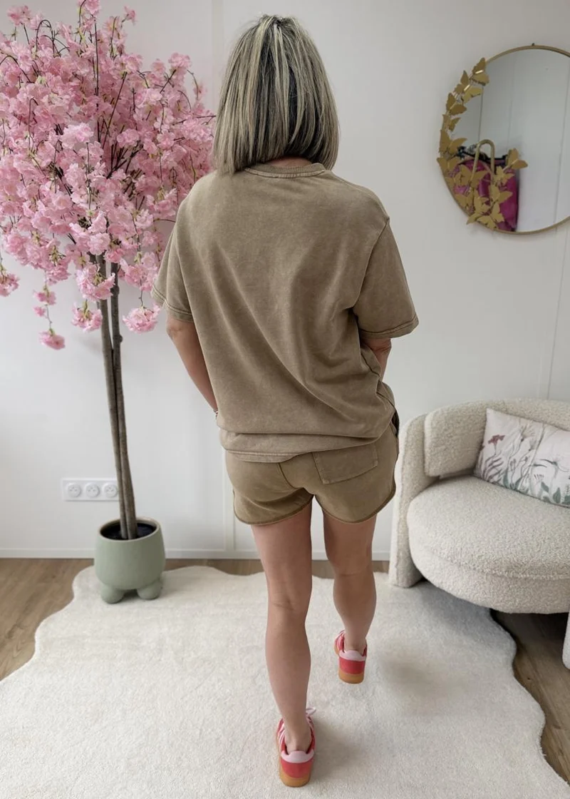 Ensemble Cherry camel