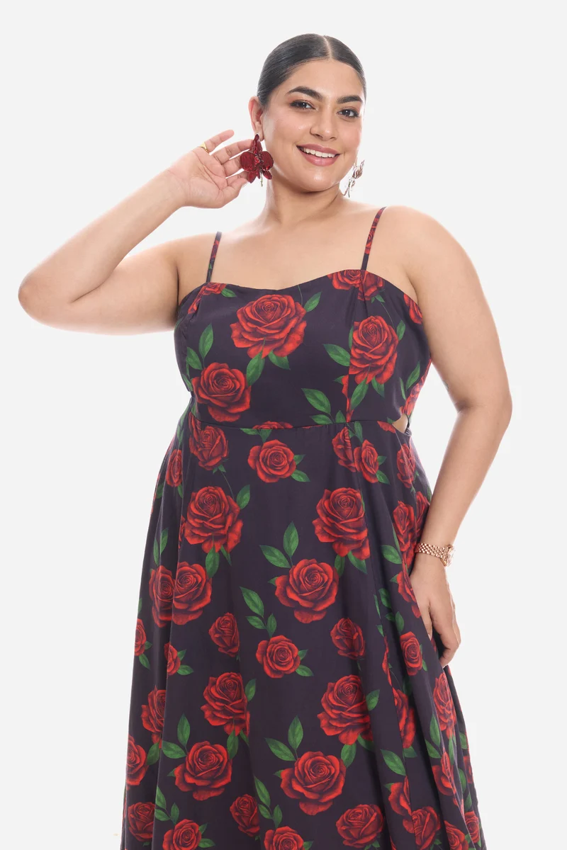 Vivia|Cotton Strappy Maxi Dress With Cutout