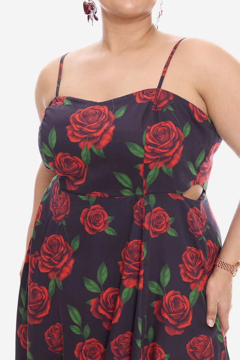 Vivia|Cotton Strappy Maxi Dress With Cutout