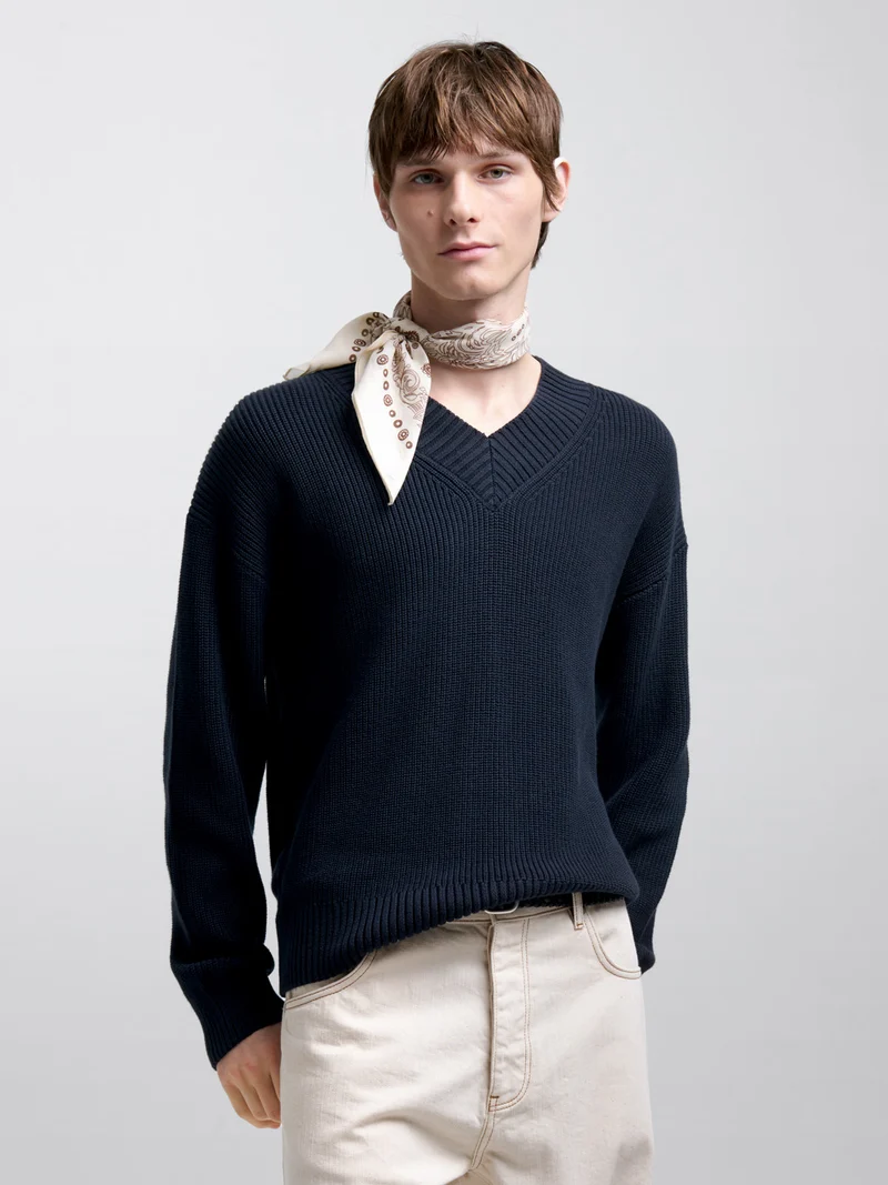 Pull col V en maille perlée - L'atelier