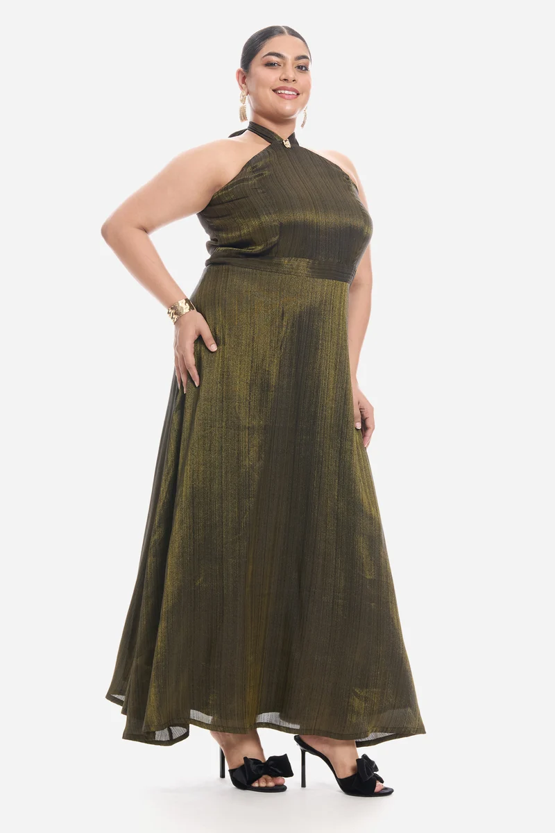 Visia|Viscose Sleeveless Halter Neck Maxi Dress