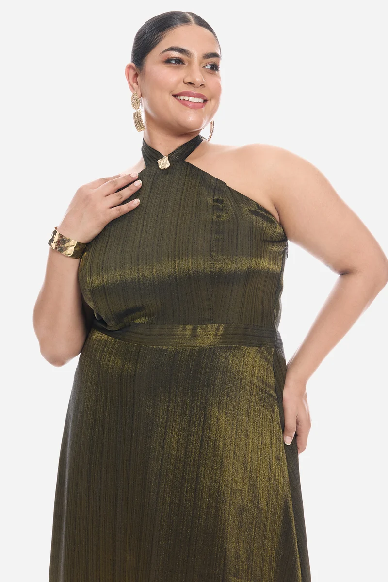 Visia|Viscose Sleeveless Halter Neck Maxi Dress