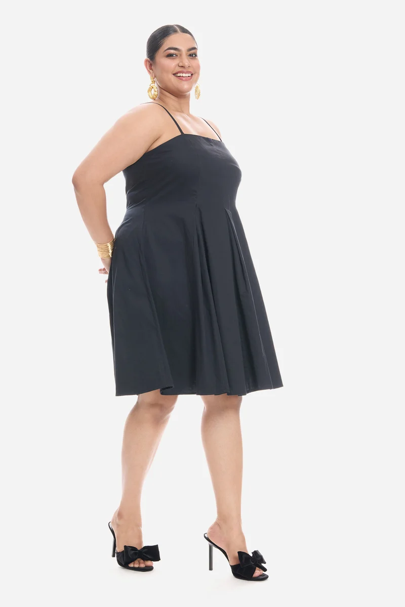 Vitna|Cotton Strappy Panelled Midi Dress