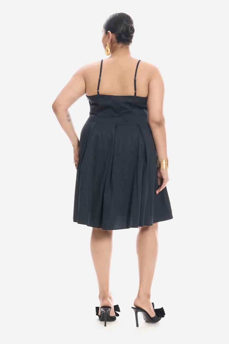 Vitna|Cotton Strappy Panelled Midi Dress