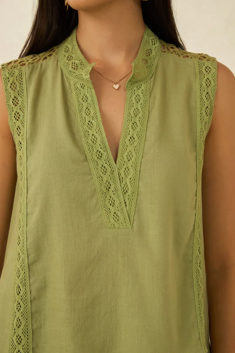 Paloma|Linen High-Low Hem Sleeveless Lace Top