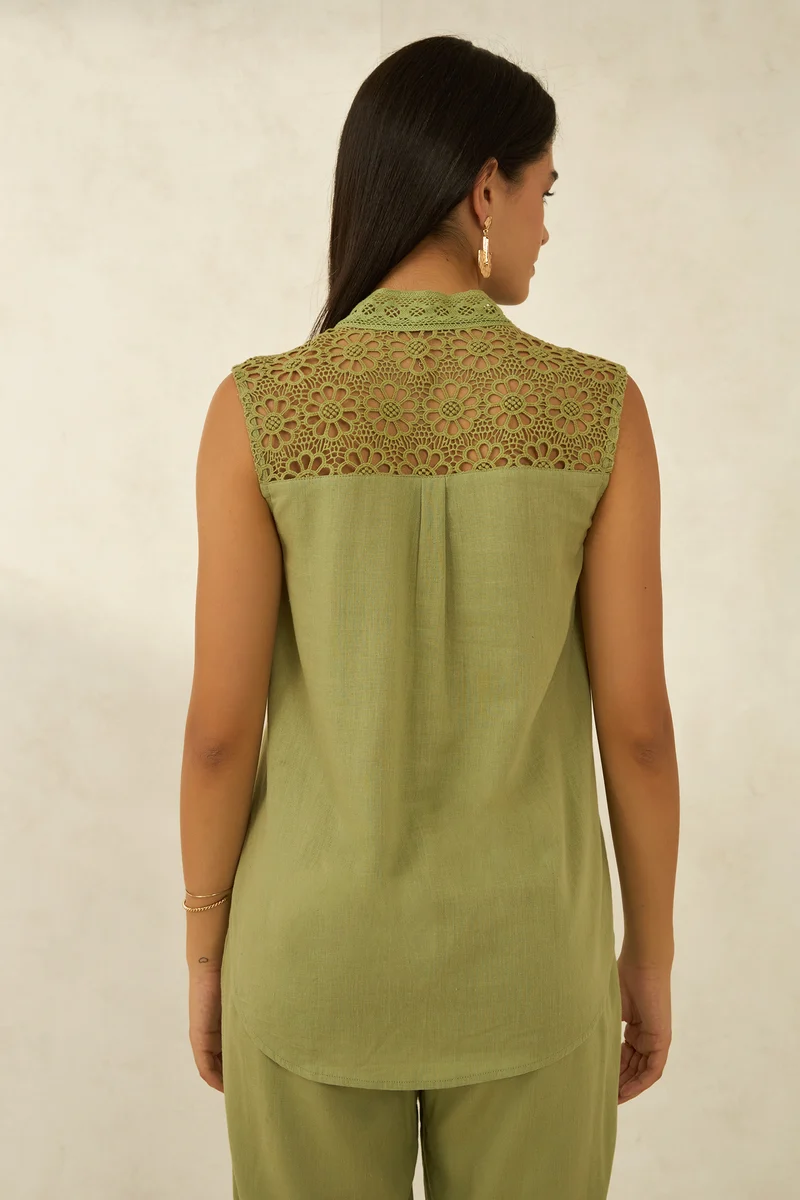 Paloma|Linen High-Low Hem Sleeveless Lace Top