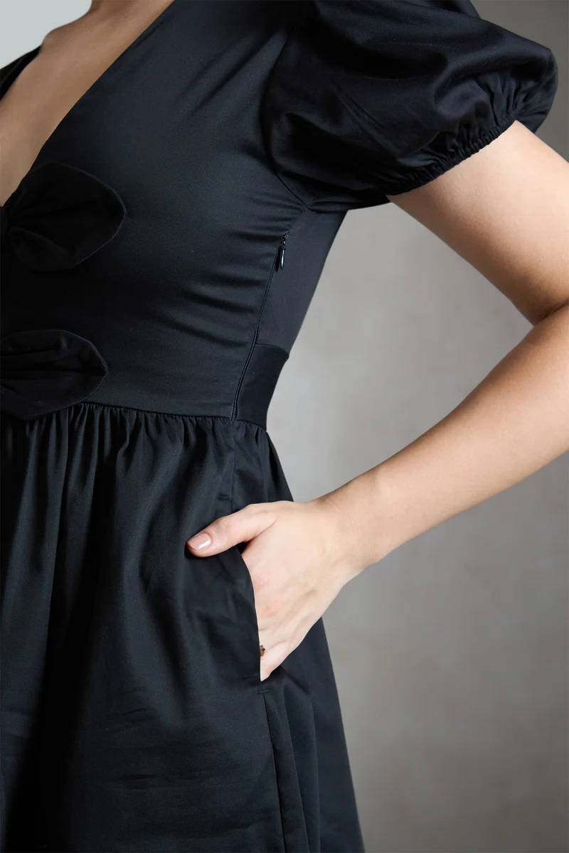 Carlienna|Cotton Stretch Black Mini Bow Dress