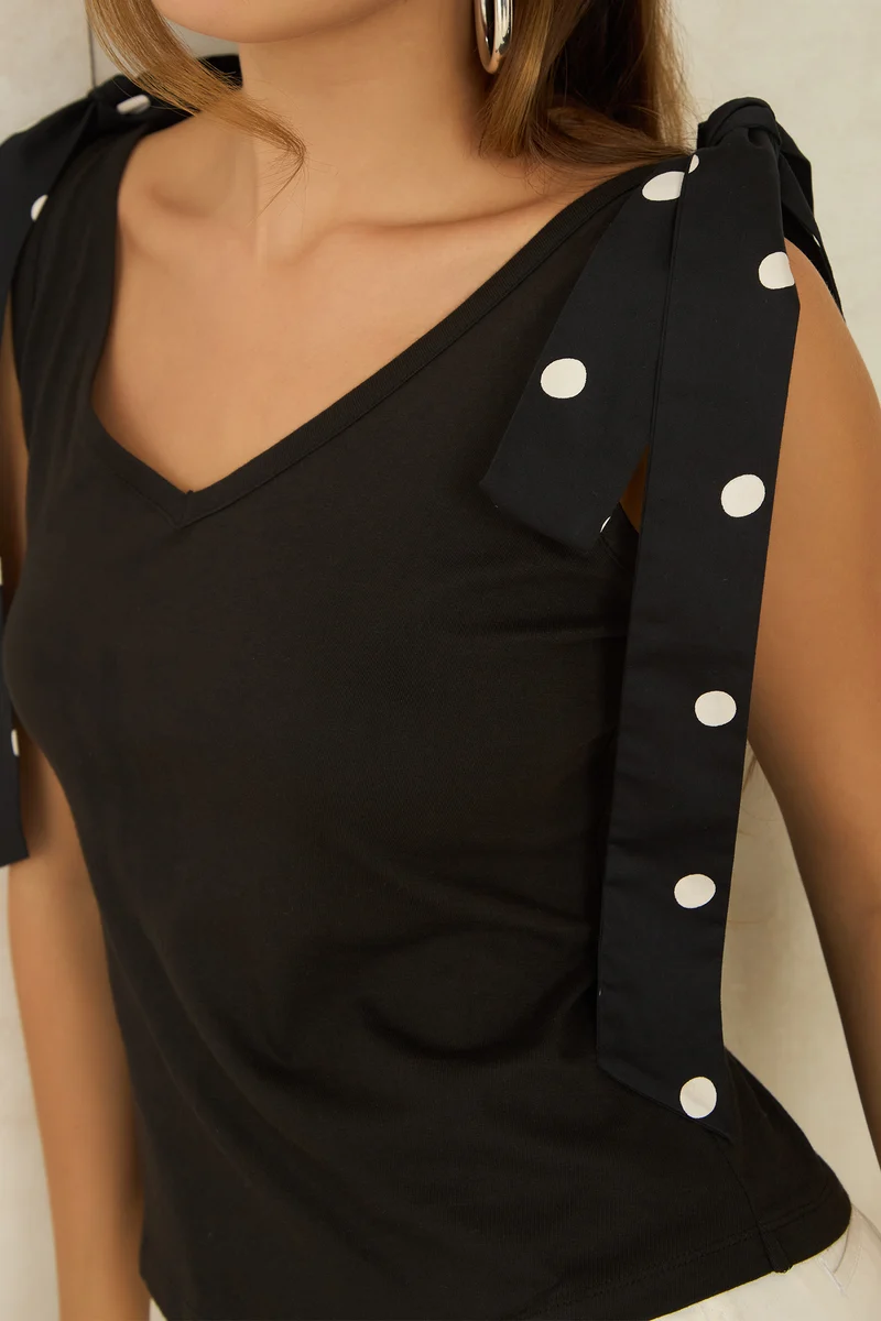 Belmos|Cotton Black Knit Top With Shoulder Bow