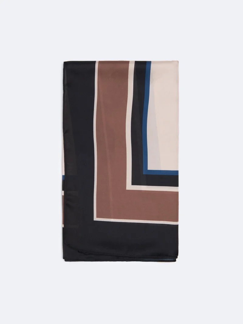 Echarpe à motif géometrique