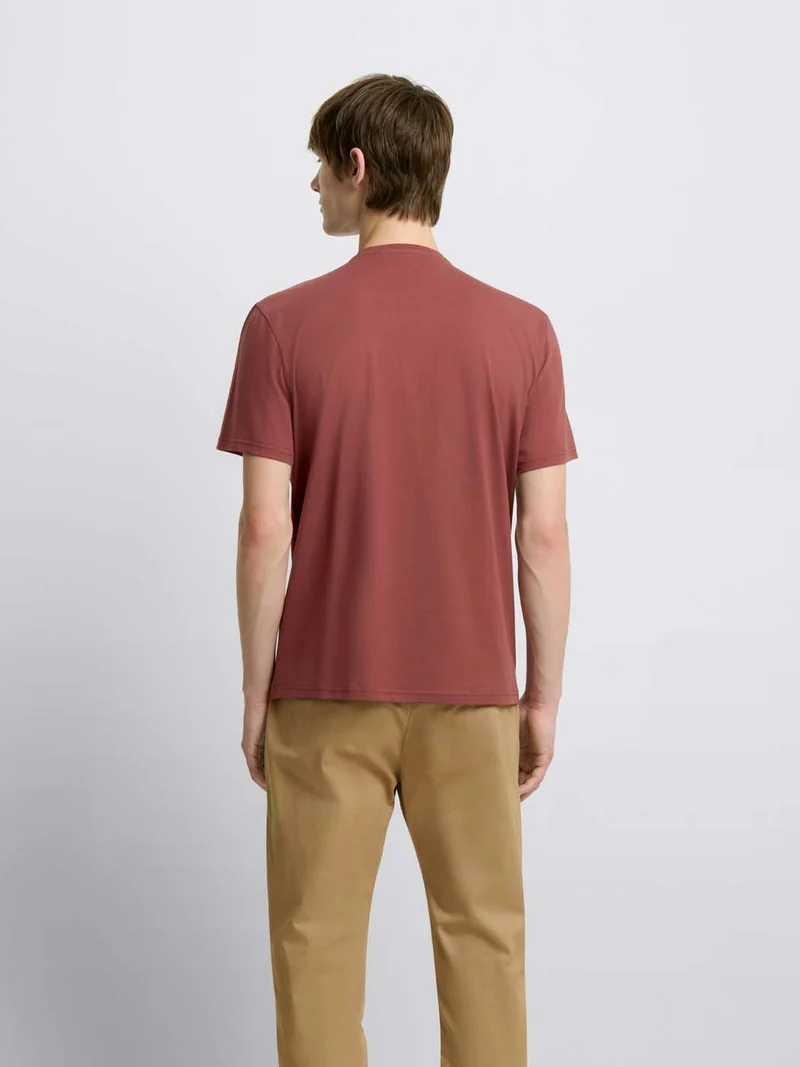 T-shirt col V en coton Supima®