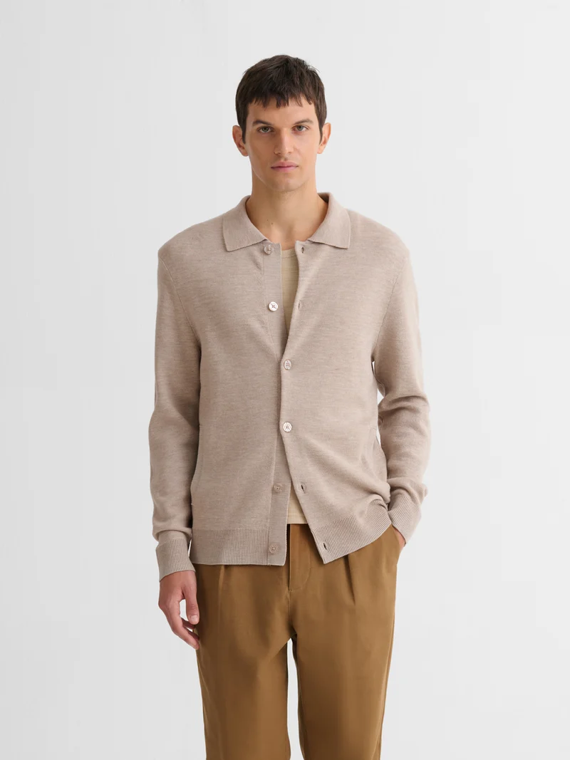 Cardigan boutonné en laine Mérinos