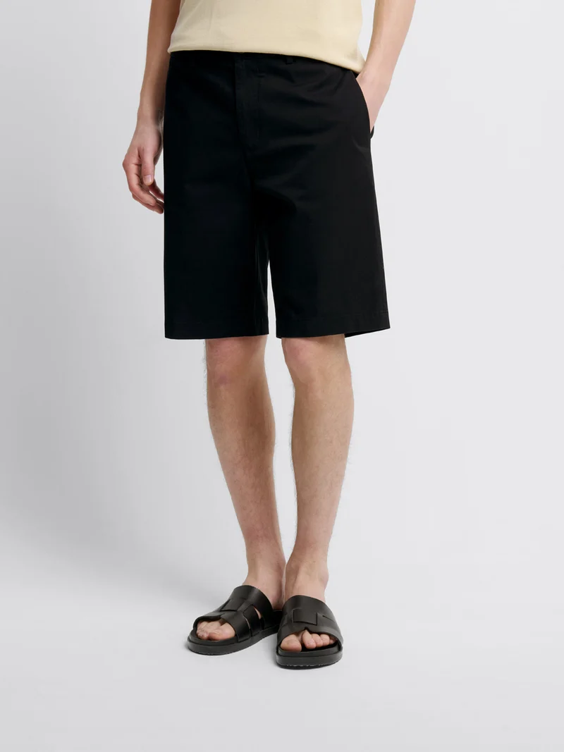 Bermuda slim taille semi-élastiquée