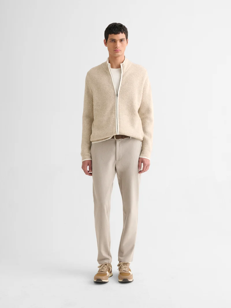 Chino jogpant taille semi-élastiquée