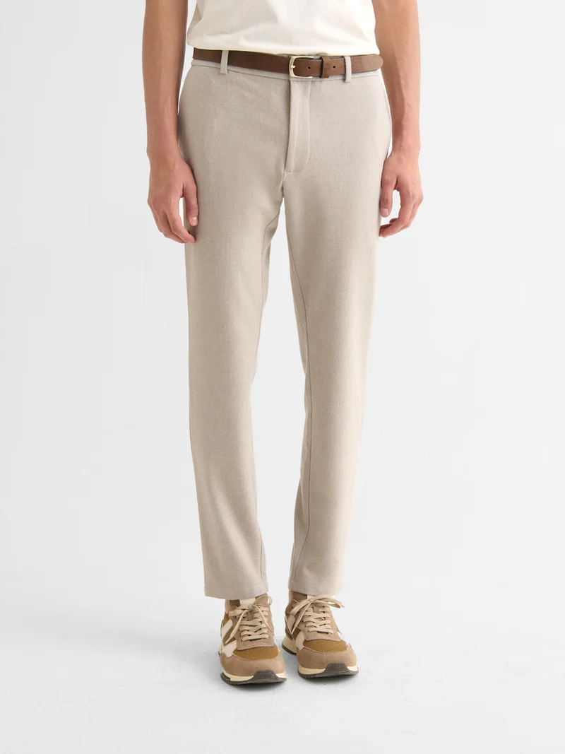 Chino jogpant taille semi-élastiquée