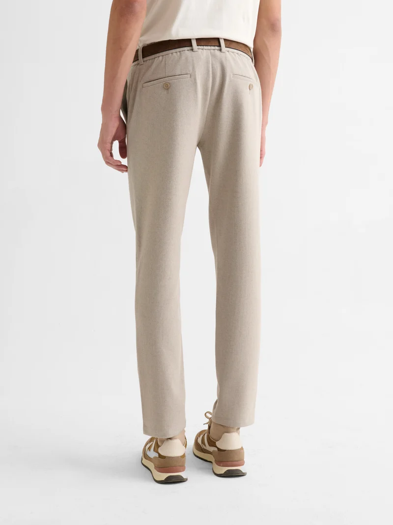 Chino jogpant taille semi-élastiquée