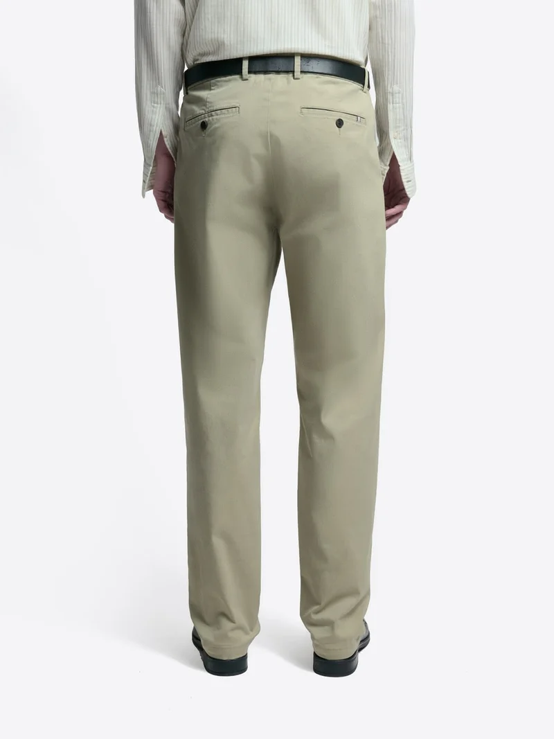 Chino regular en coton tencel