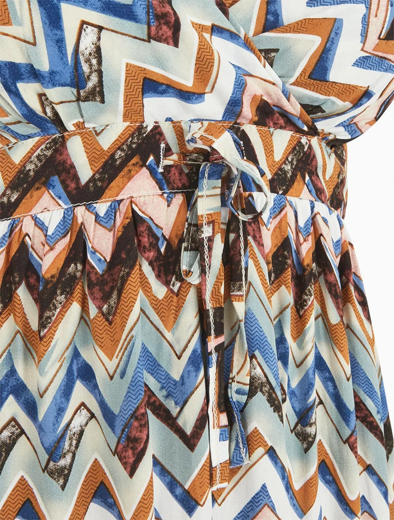 Robe courte à imprimé zig-zag - Noir