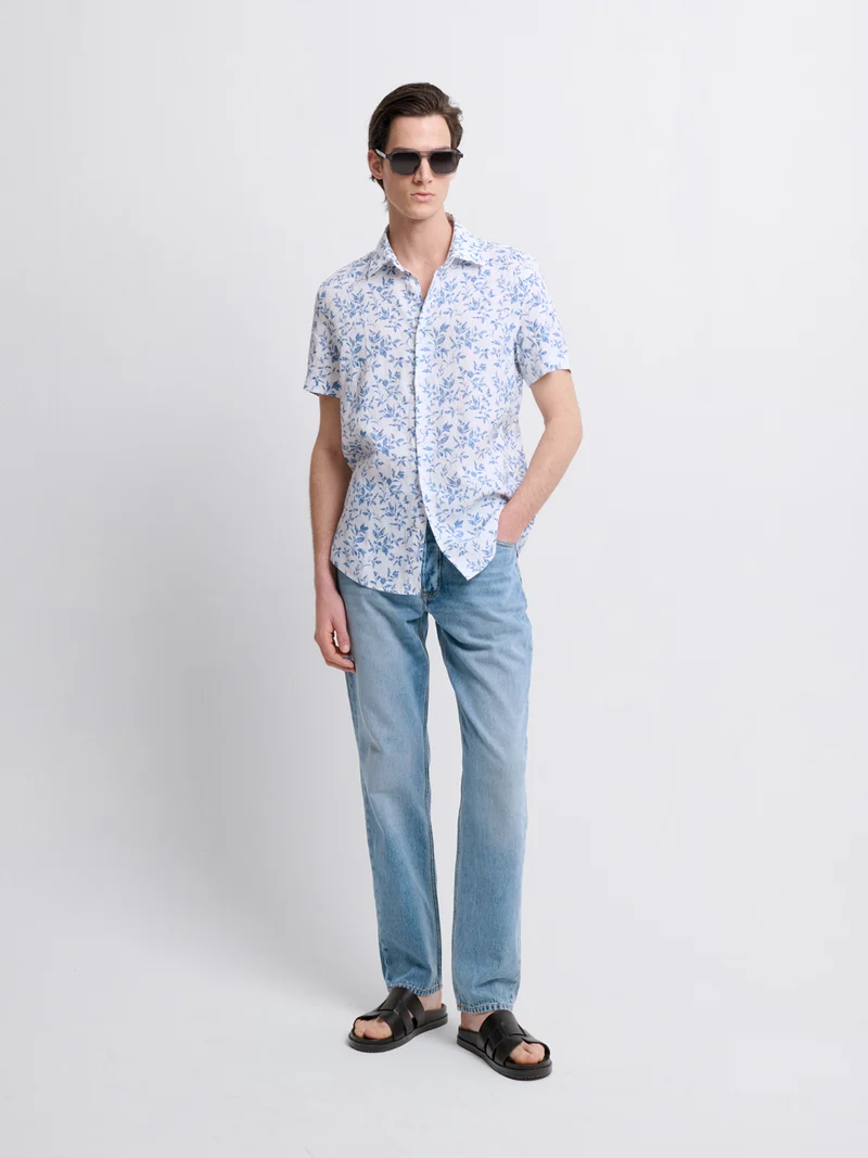 Chemise manches courtes en lin fleurie