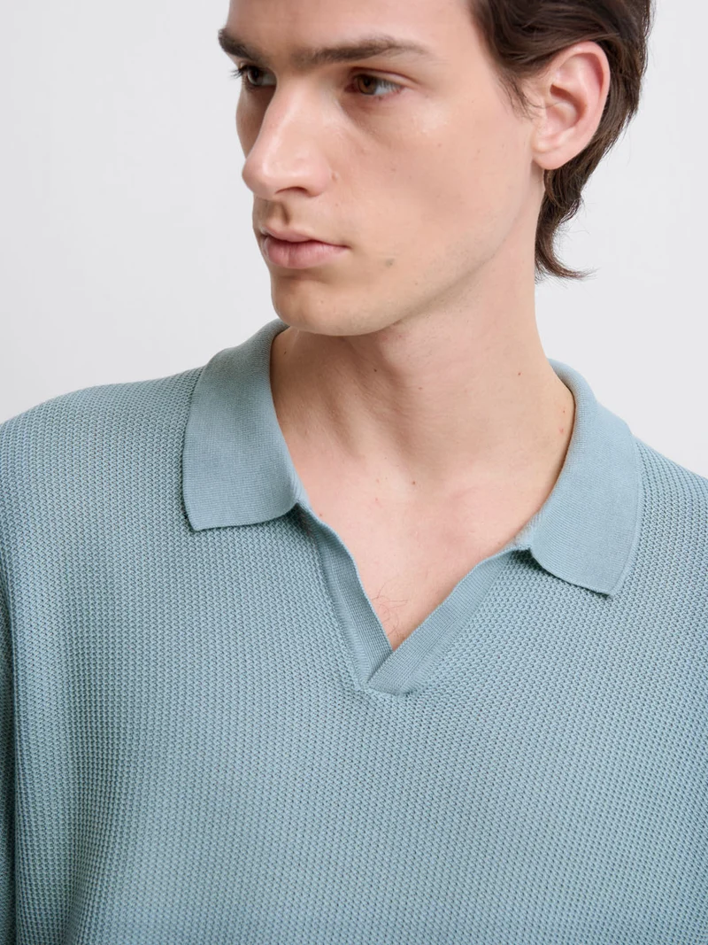 Polo maille col ouvert en coton bio