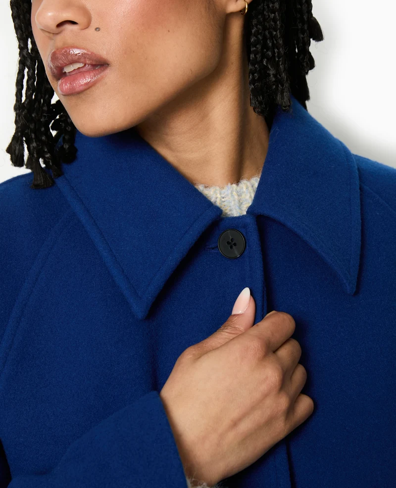 Manteau court drap de laine