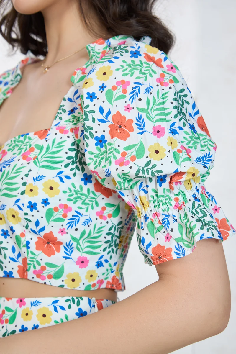 Smehra Top|100% Cotton Vibrant Floral Print Crop Top