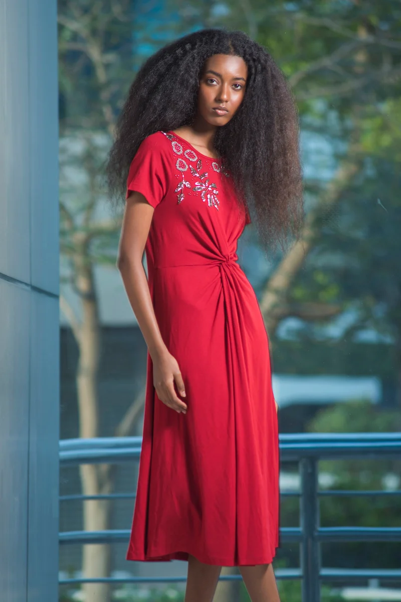 Roz|Viscose Stretch Twisted Waist Dress