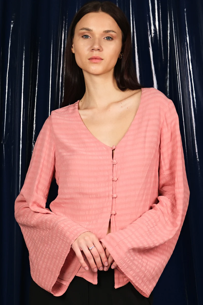 Sugar|100% Viscose Textured Front Tie-Up Blouse